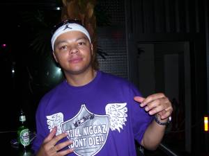 Single Terrance