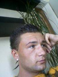 Single Thomas